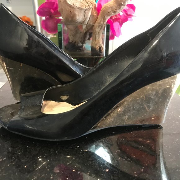 FRANCO SARTO CLASSIC BLACK AND GOLD WEDGE - Picture 3 of 15